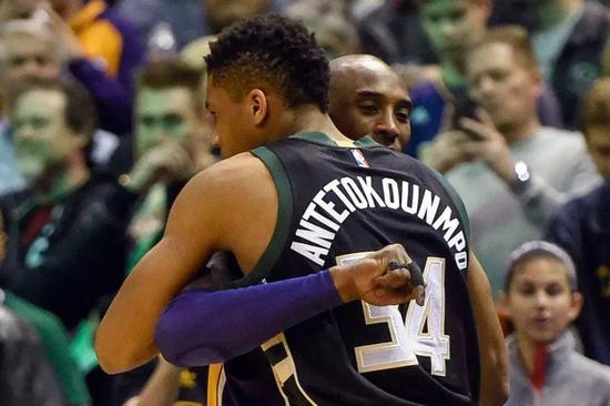 家族天赋：19岁的杜埃表弟埃迪-杜埃闪耀巴黎希望队（杜埃家族再出新星：19岁埃迪-杜埃闪耀巴黎希望队）