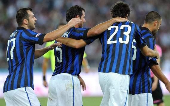 国乒8比1横扫日本队实现三连冠，林诗栋2-1胜张本智和哽咽致谢（国乒8-1大胜日本豪取三连冠，林诗栋2-1力克张本智和赛后哽咽致谢）