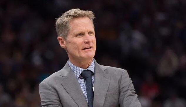 意媒：米兰和切尔西关注雷恩18岁高中锋梅特（意媒：米兰、切尔西盯上雷恩18岁高大型中锋梅特）