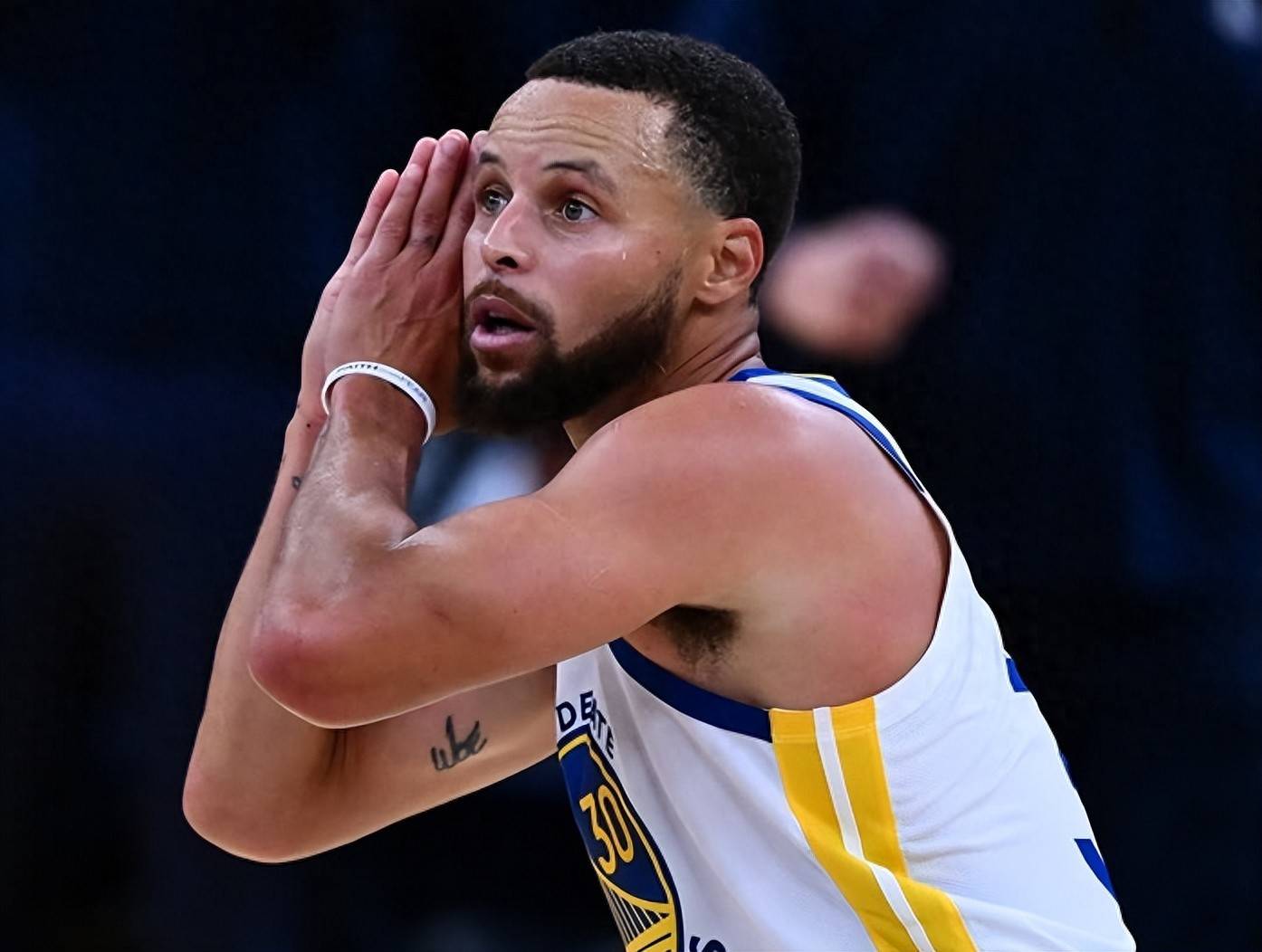 佩杜拉：米兰全力续约迈尼昂，暂时不考虑引进其他门将（佩杜拉：米兰优先推进迈尼昂续约，短期内不考虑引进新门将）