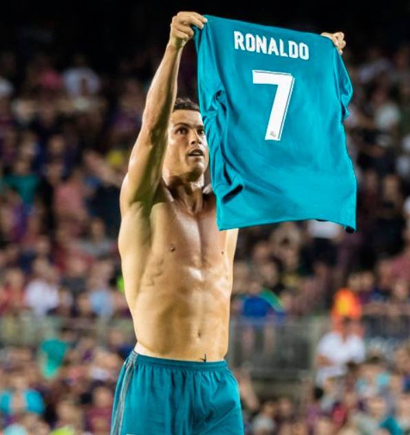 佩杜拉：科莫会在冬窗拒绝对帕斯的报价，球员明夏回皇马（佩杜拉爆料：科莫冬窗不卖帕斯，球员明夏将回归皇马）