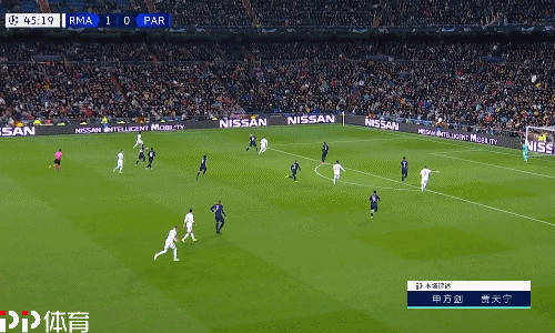 夺冠功臣！莱奥轰入21球，成鹿岛近17年来首位日职联金靴